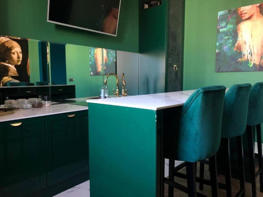 City Center Apartment Near Public Swimming Pool 华沙 外观 照片